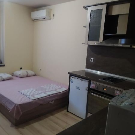 Apartmen Xan Malamir Varna Exterior foto